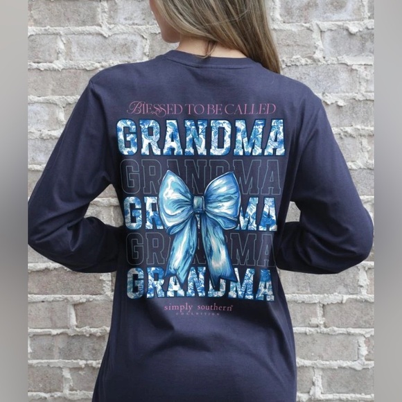 NWT SIMPLY‎ SOUTHERN BLESSED GRANDMA BOW LONG SLEEVE T-SHIRT - Picture 1 of 3